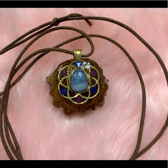 Mini Third Eye Pinecone - Picture 2 of 8